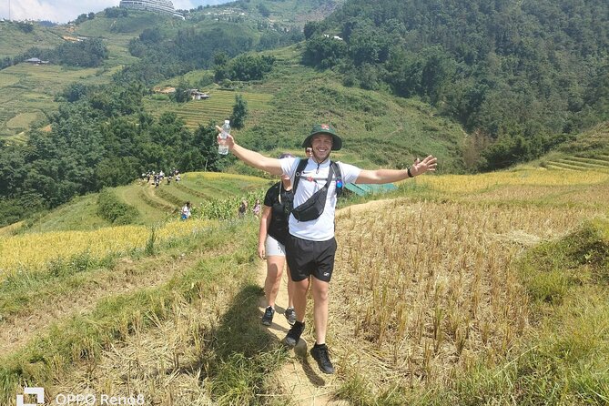 1-day Authentik trek & Panorama valley views - Down through villages, terraces and waterfall paths
