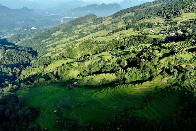 1 Day Ha Giang Loop Tour by Motorbike with Easy Rider - Loopers - A traditional lunch near the three-way junction