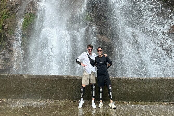 1 Day Ha Giang Loop Tour by Motorbike with Easy Rider - Loopers - Lung Tam’s Tay linen-weaving tradition