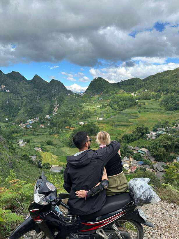 1 Day Ha Giang Loop Tour by Motorbike with Easy Rider - Real - A linen workshop and lunch with local food