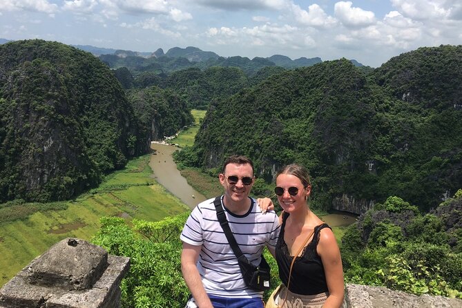 1 Day Luxury Tour in Bai Dinh, Trang An and Mua Cave From Hanoi - Bai Dinh’s enormous pagoda complex