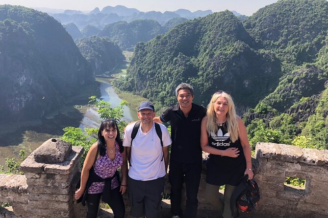 1 Day Luxury Tour in Bai Dinh, Trang An and Mua Cave From Hanoi - Leaving Hanoi and heading to Ninh Binh