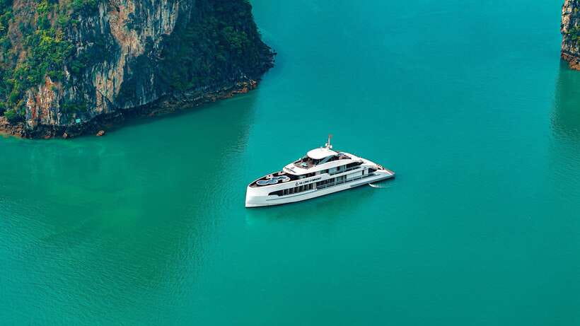 1Day 5 Stars Cruise:Swimming,Hiking & Kayaking, - The Hanoi ride and the question of the extra fee