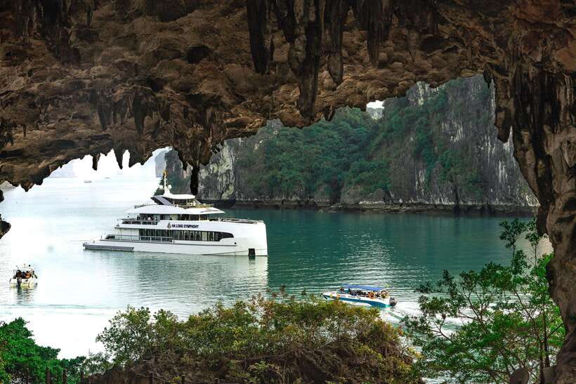 1Day 5 Stars Cruise:Swimming,Hiking & Kayaking, - Sunset tea on the return cruise