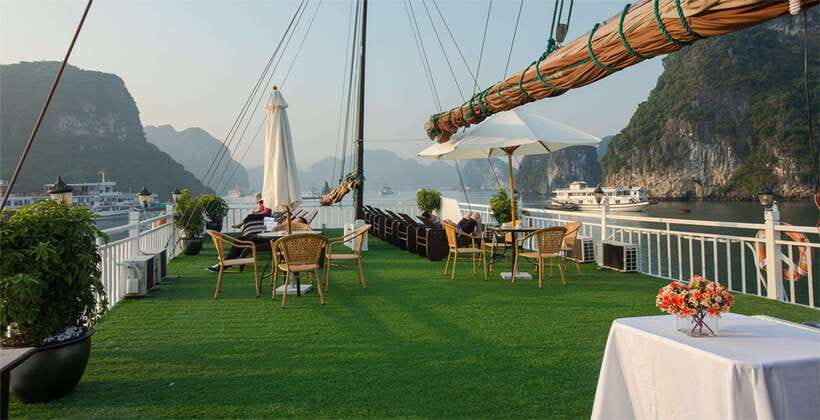 2-Day 1-Night Cruise:Visit Bai Tu Long Bay_ Less Touristic - The cabin and meals: practical comforts, not a land-based hotel