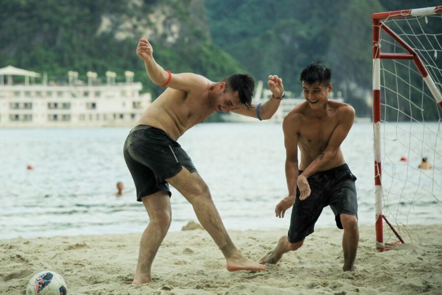 2-Day Royal Palace Ha Long Bay & Ti Top Island Cruise - Who should book this cruise
