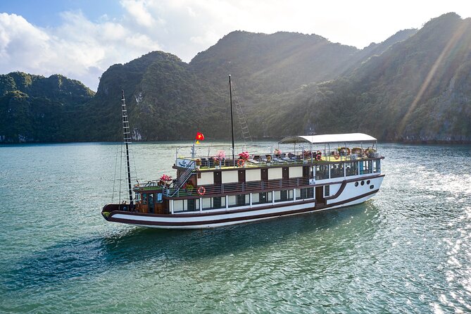 2D1N: Halong Bay 4-Star Cruise - Cave, Kayak, Swim, Meals - A night among Ha Long Bay’s limestone islands
