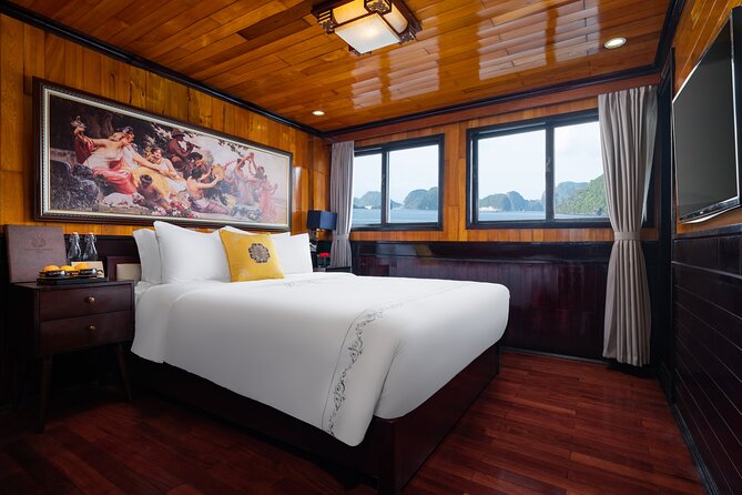 2D1N: Halong Bay 4-Star Cruise - Cave, Kayak, Swim, Meals - Day two: tai chi, breakfast and Sung Sot Cave