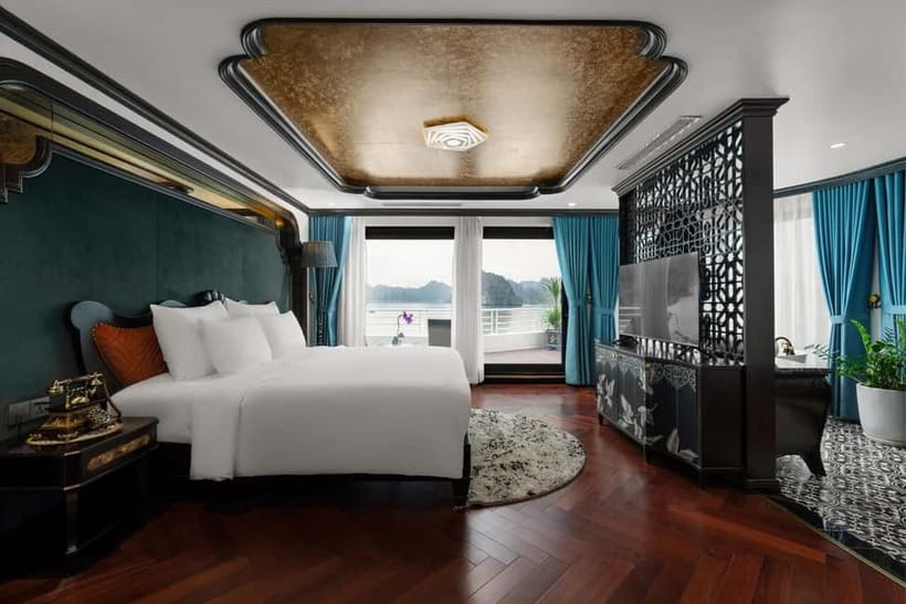 2D1N Halong Bay 6-Star Cruise: Fine Dining, Cave & Kayaking - What the cabin and meals add to the price