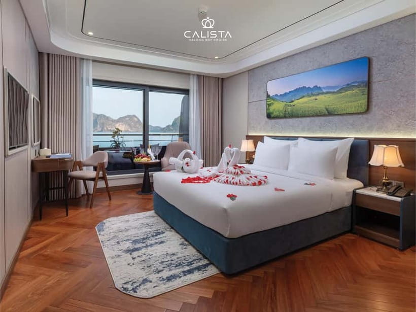 2D1N Halong Bay 6-Star Cruise: Fine Dining, Cave & Kayaking - Service and transport: confirm the details