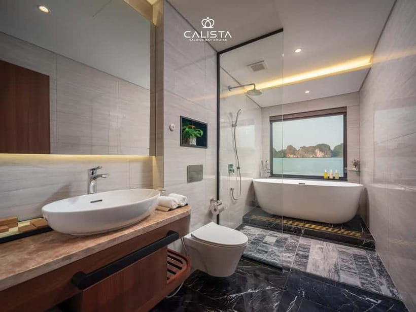 2D1N Halong Bay 6-Star Cruise: Fine Dining, Cave & Kayaking - Should you book it?