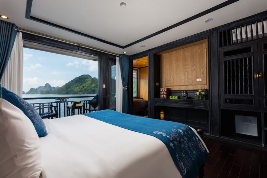 3-Day 2-Night Lan Ha Bay 5-Star Cruise - Crowds, pacing, and who will enjoy this cruise