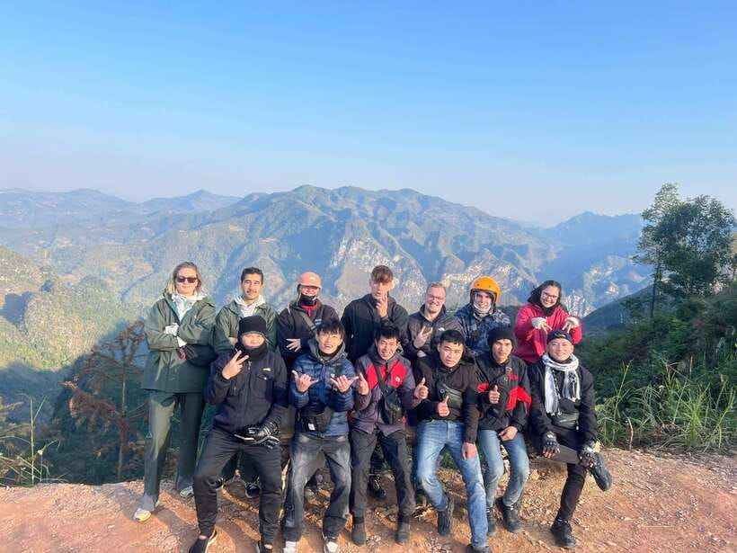 3 Days Ha Giang LOOP DIVINITY Tour with easy rider - Day 2: Ma Pi Leng Pass, the Nho Que River and Du Già
