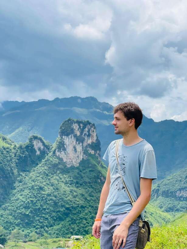 4-day Motorbike Ha Giang Loop Luxury Tour With Easy Rider - Day 2: Ma Pi Leng Pass and the Nho Que River