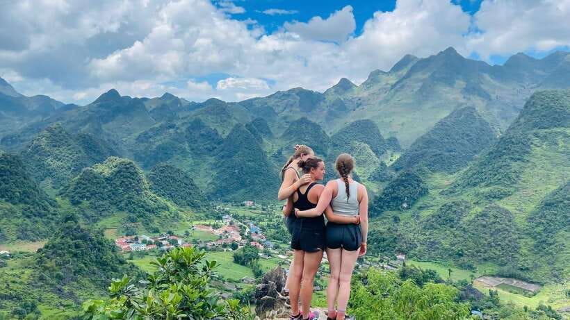 4-day Motorbike Ha Giang Loop Luxury Tour With Easy Rider - Day 1: Bac Sum Pass, Quan Ba, and Dong Van