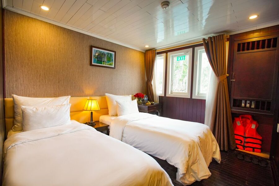 4-star Halong Paloma Cruise 2D1N Trip - Who will enjoy this cruise most?