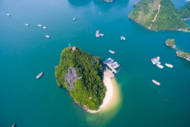 6 Hour Cruise in Hanoi - Titov Island and the climb to the peak