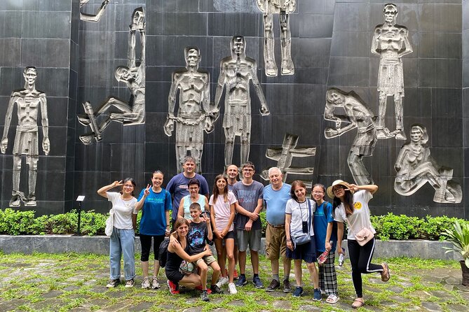 All-in-One Hanoi Walking Tour Through a Train Street - Coffee, tea, and Hanoi’s everyday food advice