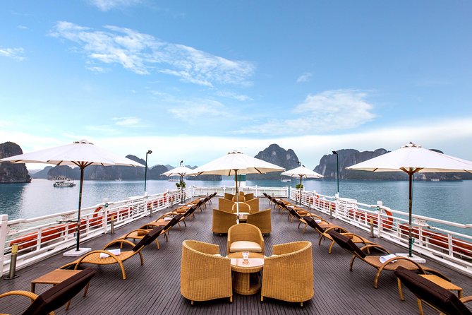 All Inclusive 3-Day 2-Night explore Ha Long Bay with Au Co Cruise - Day two: paddling at Trinh Nu and Cua Van