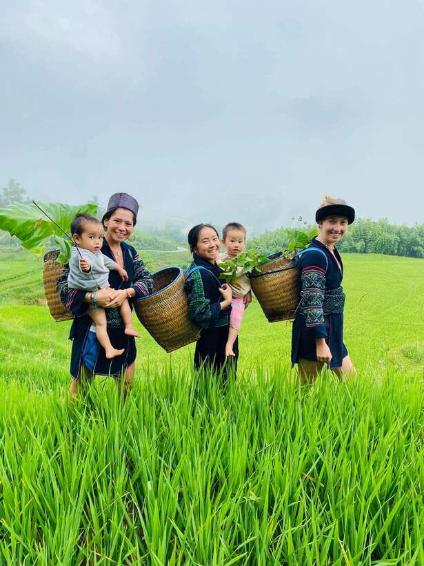 AUTHENIC 2D1N Trek & Bungalow Retreat with Dinh Hmong Family - Lunch with a local family, then on to Lao Chai