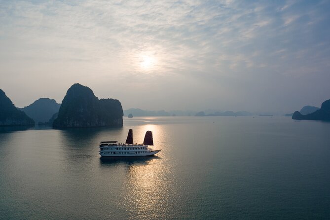 Bai Tu Long Bay Cruises Peaceful and Cozy Group Boat 2D1N - What to know before you book