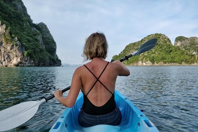 Bai Tu Long Bay Cruises Peaceful and Cozy Group Boat 2D1N - A relaxed evening aboard the boat