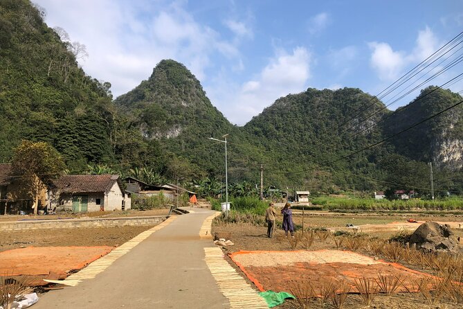 Ban Gioc Waterfall & Mt Angel Eye Full Day Trip with Easy Rider - Ban Gioc Waterfall takes centre stage