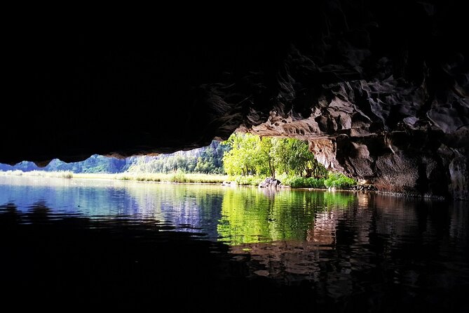 Best Private Day Trip Hanoi to Ninh Binh: Multiple Options - Tam Coc by sampan and bicycle