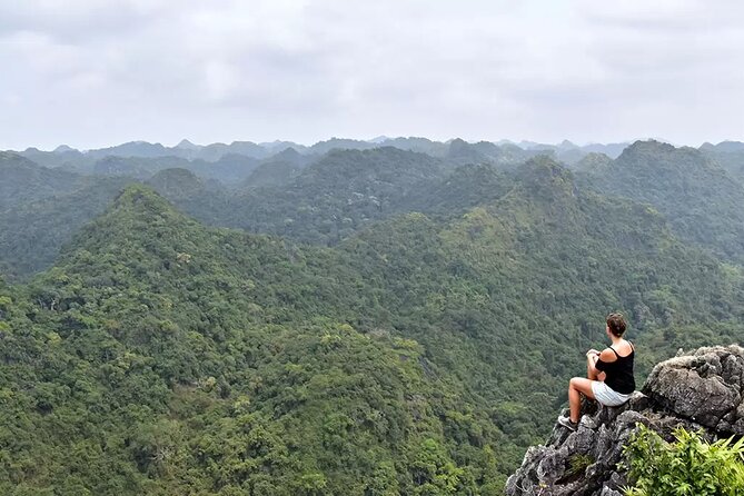 BEST UNIQUE 3-Day Halong Bay Cruise, Lan Ha & Cat Ba Island - Getting out on the water by kayak or bamboo boat