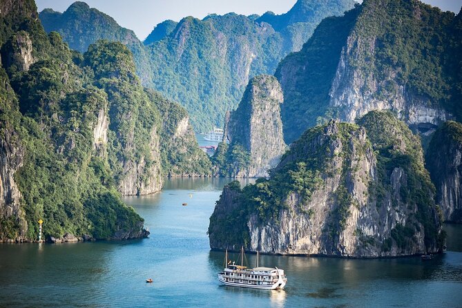 BEST UNIQUE 3-Day Halong Bay Cruise, Lan Ha & Cat Ba Island - Watching Halong Bay change from daylight to night