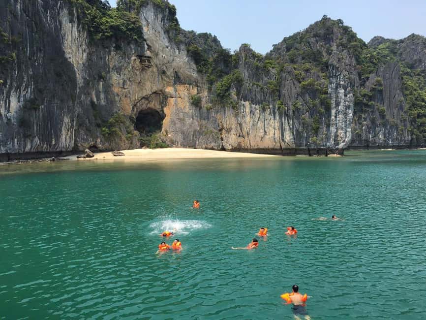 Cat Ba/Ha Noi: Lan Ha and Monkey Island Full Day Boat Trip - The return cruise and sunset tea