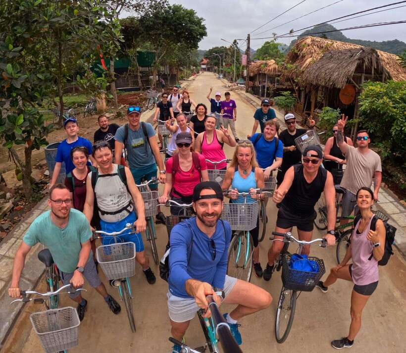 Cat Ba: Lan Ha, HaLong bay full day- biking, kayaking, lunch - The cave visit: bamboo boat, not kayaking