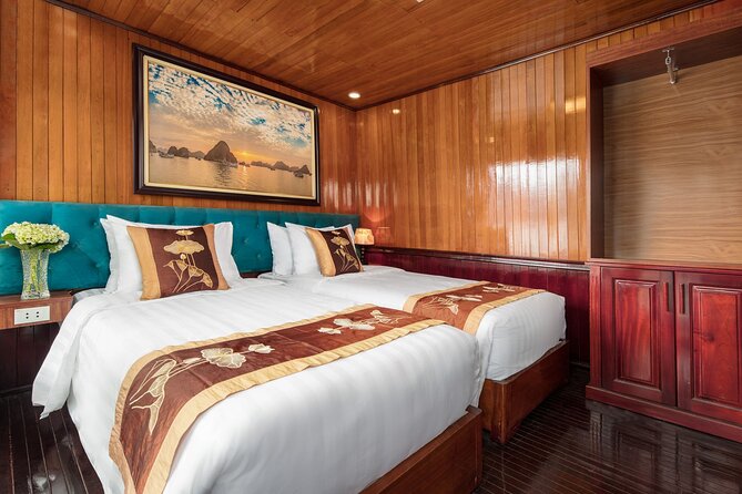CozyBay Boutique 2D1N Kayak, Swiming ,Titop, Cave, Expressway way - Titop Island: choose the viewpoint or the beach