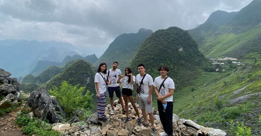 From Hanoi: 2-Day 2-Night Ha Giang Loop Motorbike Tour - Day one: mountain passes and the Hmong King’s Palace