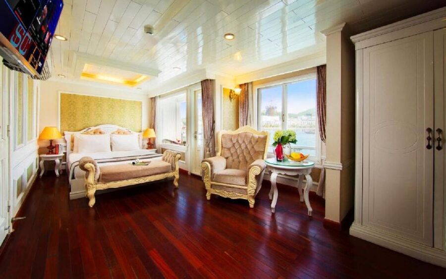 From Hanoi: 2-Day Bai Tu Long Bay Luxury Cruise with Jacuzzi - Should you book this Bai Tu Long Bay cruise?