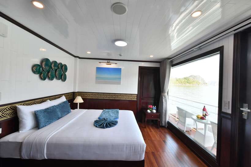 From Hanoi: 2-Day Halong Sapphire Cruise with Balcony Cabin - What the overnight route gives you