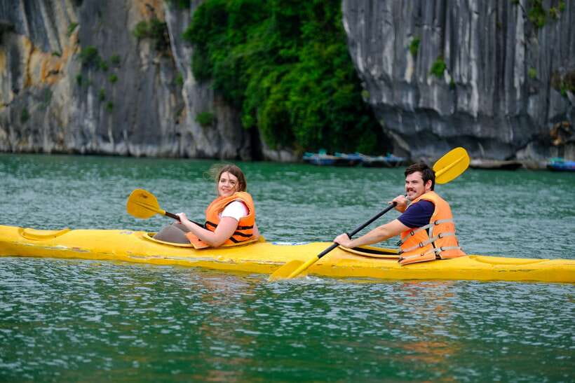 From Hanoi: 2-Day Halong Sapphire Cruise with Balcony Cabin - Cabin checkout and the ride back to Hanoi