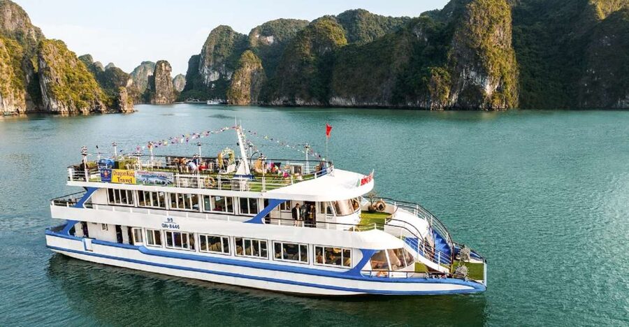 From Hanoi: 2-Day Ninh Binh Tour with Ha Long Bay Cruise - Lunch and the river route through Tam Coc
