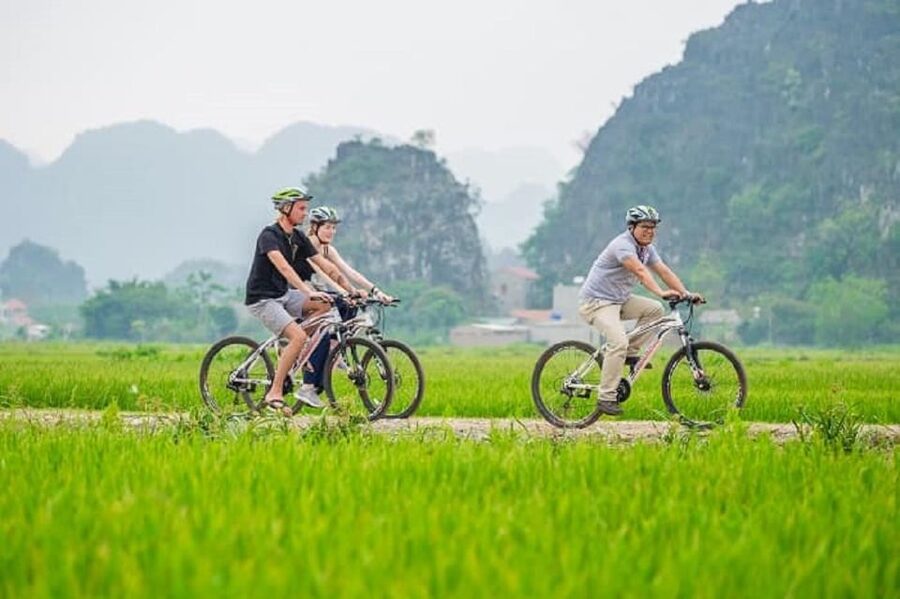From Hanoi: 2-Day Ninh Binh Tour with Ha Long Bay Cruise - Is the price good value?
