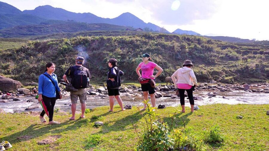 From Hanoi: 2-Day Overnight Sapa Tour by Limousine - The return to Hanoi leaves little spare time