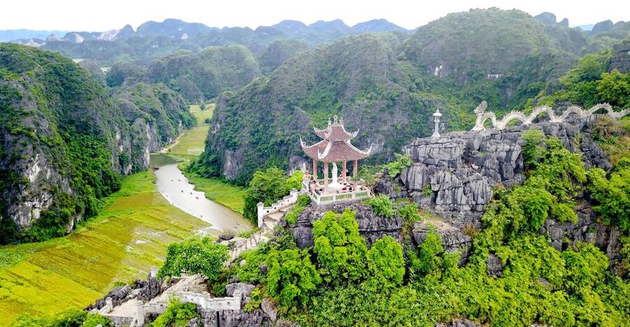 From Hanoi: Bai Dinh, Trang An, and Mua Cave Full-Day Tour - Trang An by boat, through caves and waterways
