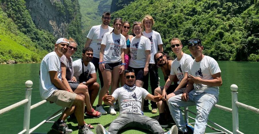 From Hanoi: Ha Giang Loop 3-Day Self-Driving Motorbike Tour - Day two: Ma Pi Leng and the Nho Que River