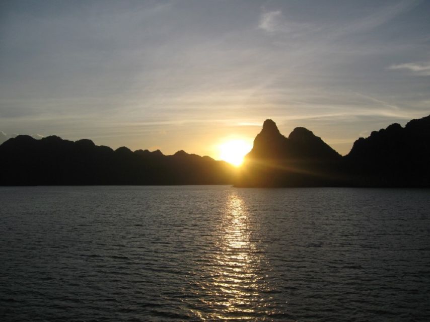 From Hanoi: Ha Long - Bai Tu Long Bay 2-Day 1-Night Cruise - Why Bai Tu Long changes the feel of the trip
