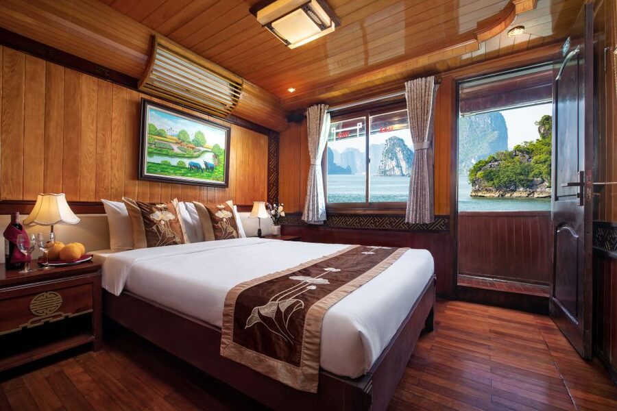 From Hanoi: Ha Long - Bai Tu Long Bay 2-Day 1-Night Cruise - Who should choose this cruise