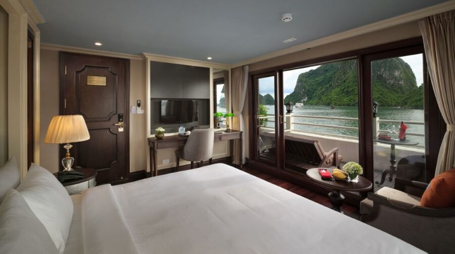 From Hanoi: Ha Long Bay 3-Day 5 Star Cruise with Balcony - Tung Sau, kayaking and the second day on the bay