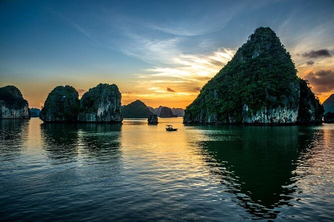 From Hanoi: Ha Long Bay Day tour 4-Star with Kayaking - Who this Ha Long Bay day trip suits