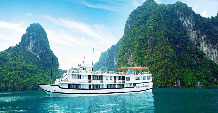 From Hanoi: Halong Explorer 3-Day Deluxe Cruise - Day three: Sung Sot Cave and the return to Hanoi