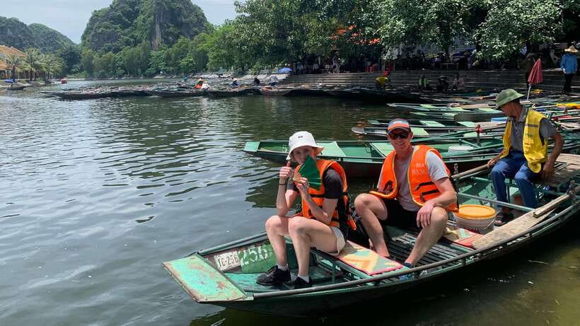From Hanoi: Hoa Lu/Bai Dinh-Tam Coc/Trang An-Mua Cave Tours - Lunch and a taste of the countryside