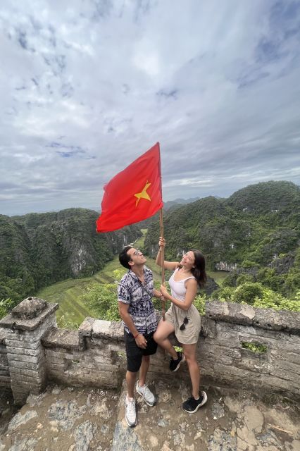 From Hanoi: Hoa Lu, Mua Cave and Tam Coc Full-Day Trip - Tam Coc by sampan