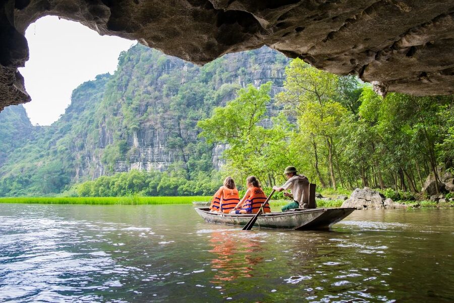 From Hanoi: Hoa Lu & Tam Coc with Buffet lunch & Cycling - A short countryside cycle